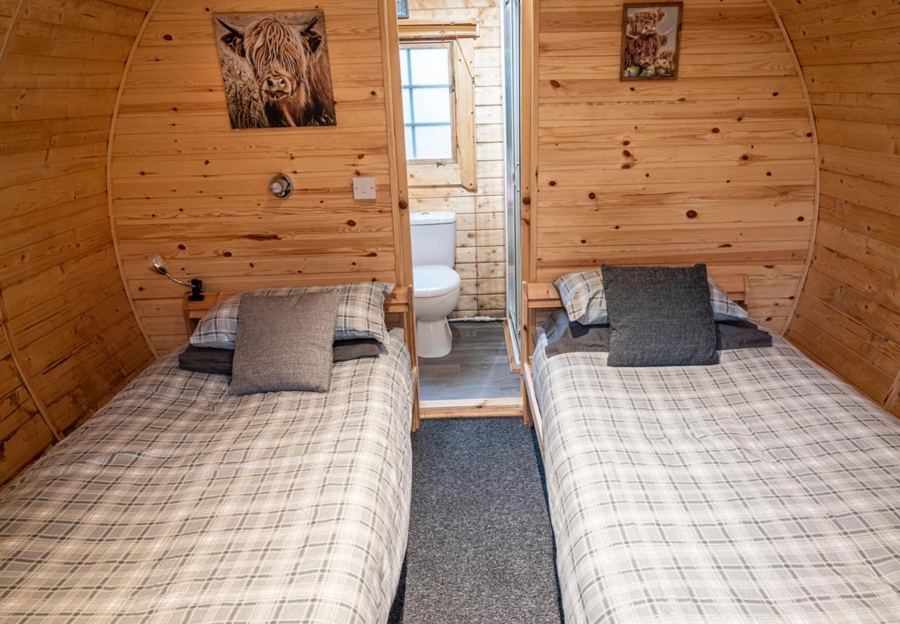The Shielings By Inverlochy Villas Fort William Exteriör bild